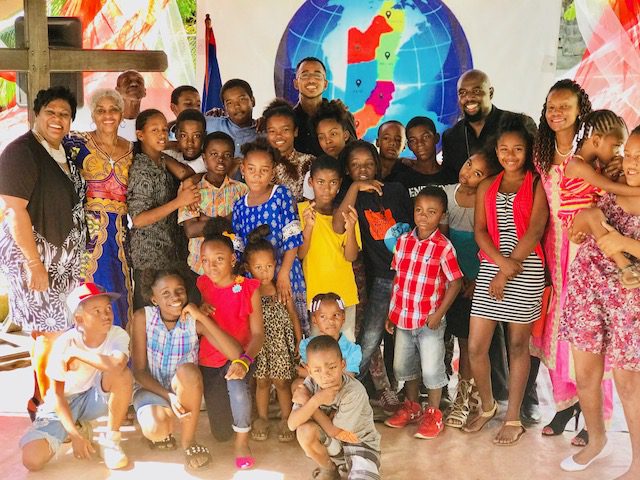 Young students of Belize